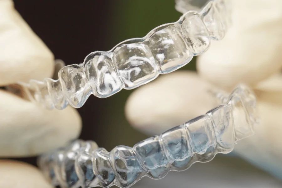 aparat dentar spark - gutiere invizibile