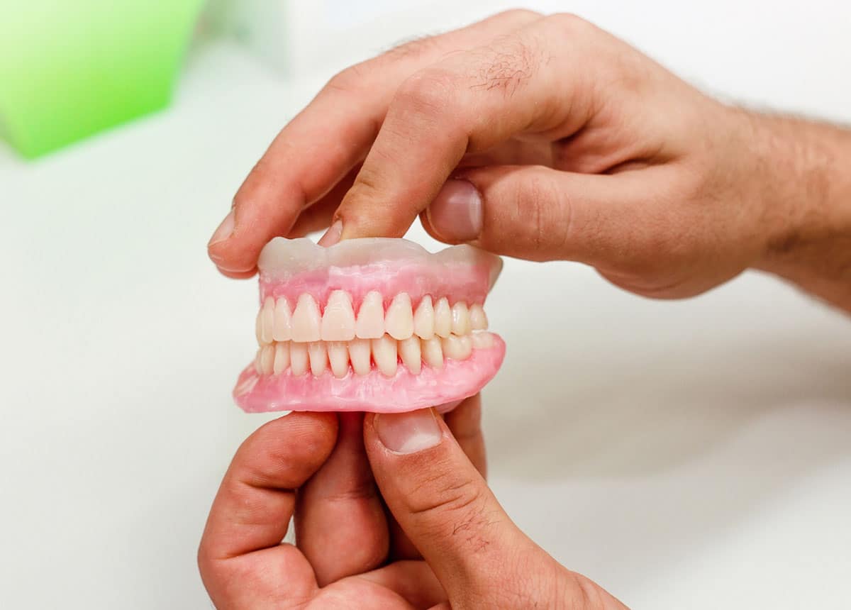 lucrari protetice - proteze dentare