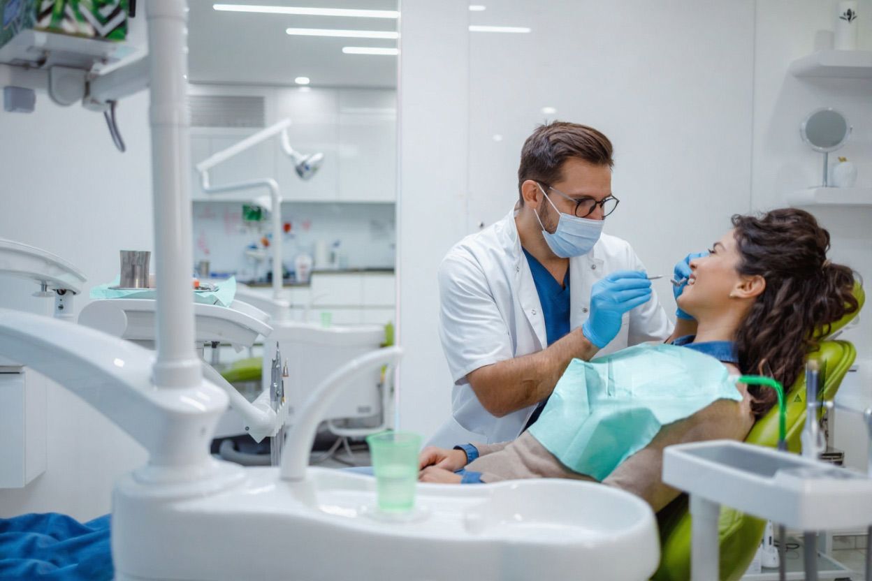 pret chirurgie orala în cabinet stomatologic – Velvet Dental